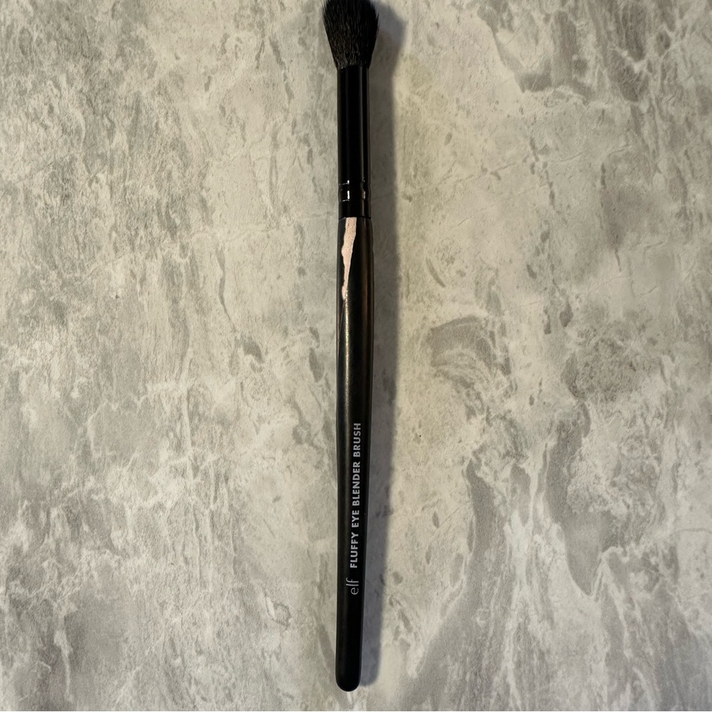 E.l.f. ELF Fluffy Eye Blender Brush
